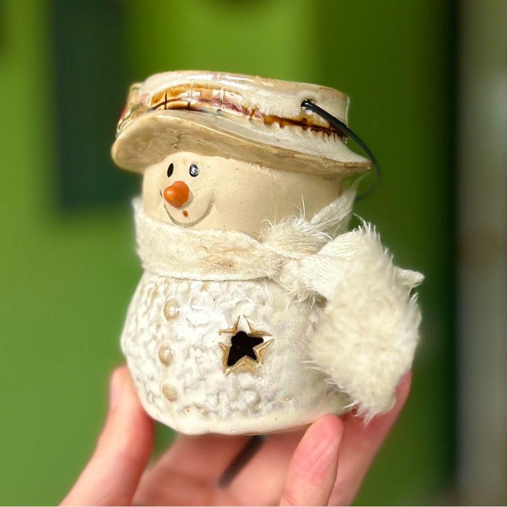 Vintage Snowman Winter Seasonal Festive Pottery Ceramic Tealight Candle Holder - Picture 4 of 12